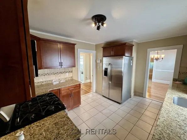 20 Washington Ave #1-21, Waltham, MA 02453