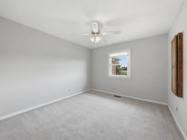 1041 N US Highway 421 — Photo 21