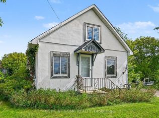 4006 Dunrobin Rd, Ottawa, ON K0A 3M0