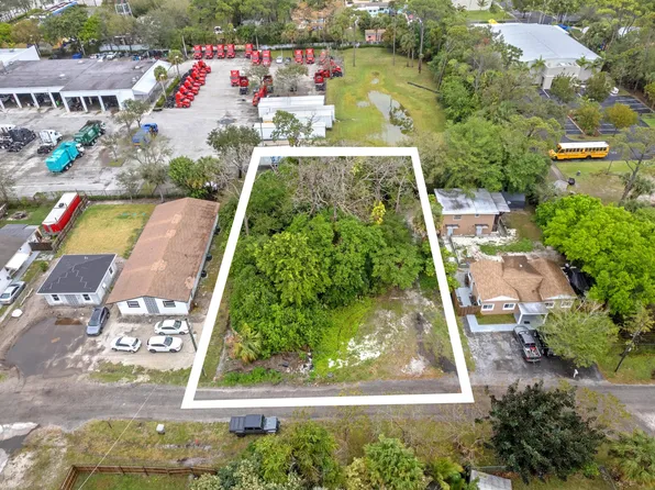 00 Miss Piney Road, West Palm Beach, FL 33406