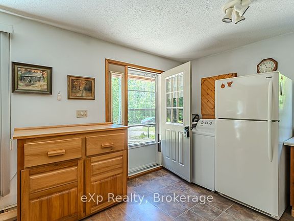 5th image of 11 Marigold St