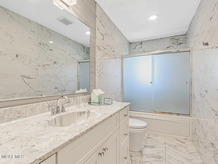 866 Red Oaks Dr — Photo 17