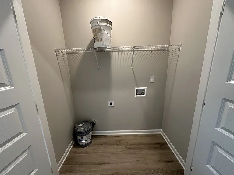 1850 Madison St #201 — Photo 15