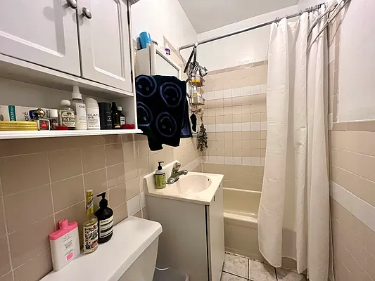 Rented by Nolita Group | media 8