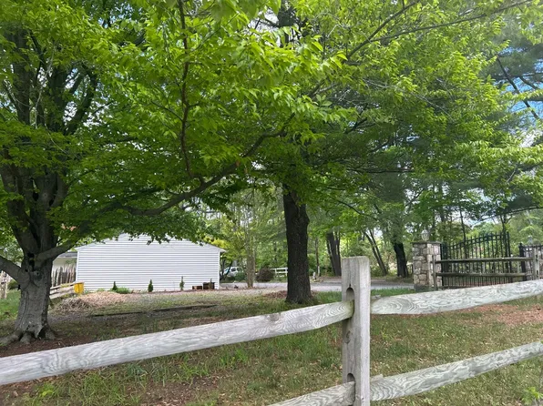 15510 Santini Rd, Burtonsville, MD 20866
