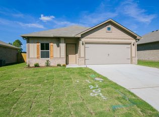 1144 Mission Creek Dr, Longview, TX 75601