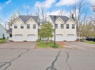 16 Maple St UNIT 3, Vernon, CT 06066