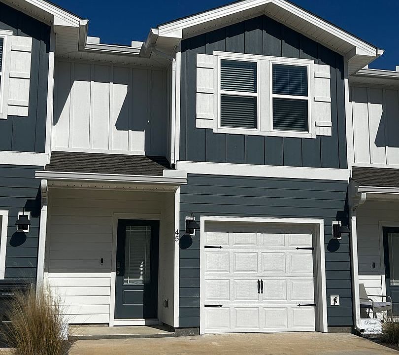 1st image of 45 Sparrow Ave