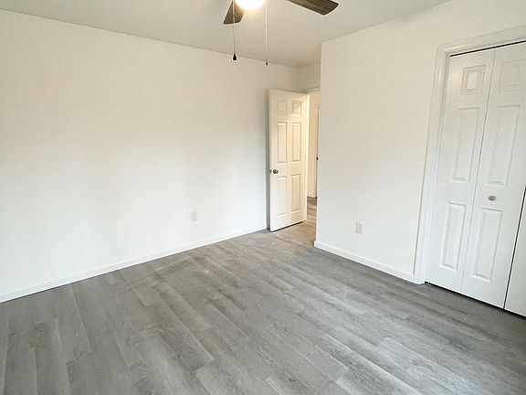 5th image of 143 Hughes Dr #1