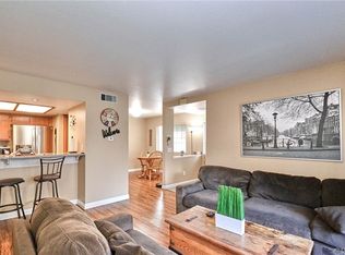 3594 W Carrotwood Ct UNIT B, Anaheim, CA 92804