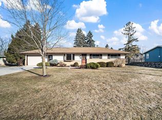 N70W13344 Brentwood Dr, Menomonee Falls, WI 53051