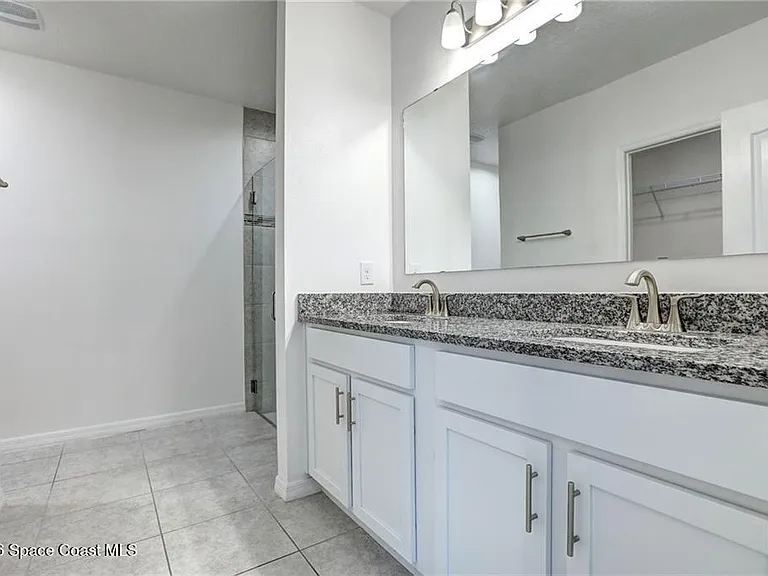 406 Easy St — Photo 25
