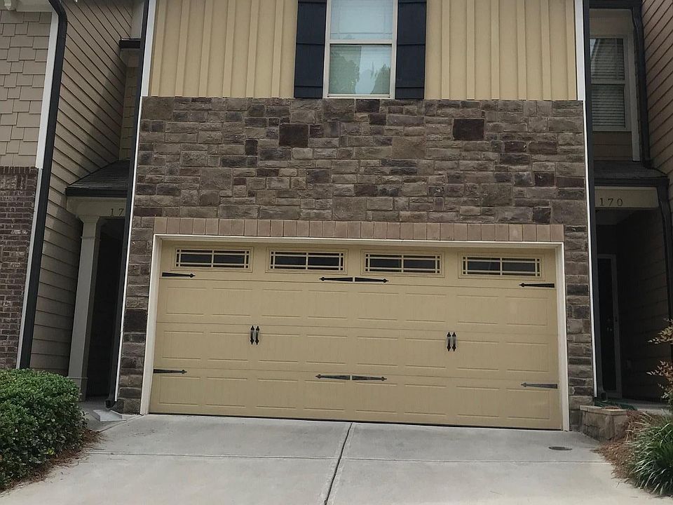 2nd image of 172 Townview Dr