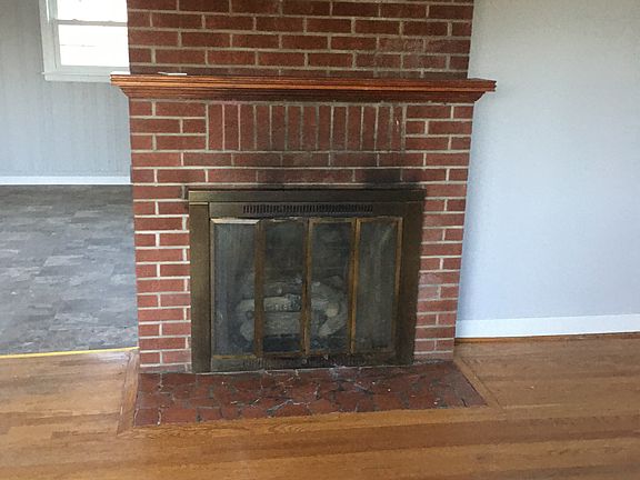 4th image of 685 Memorial Park Dr