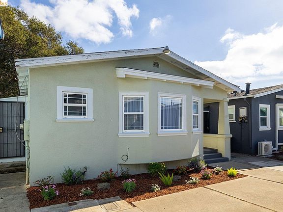 3rd image of 1082 16th St