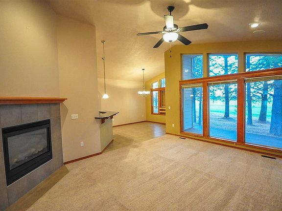 3rd image of 7606 S West Terrace Dr