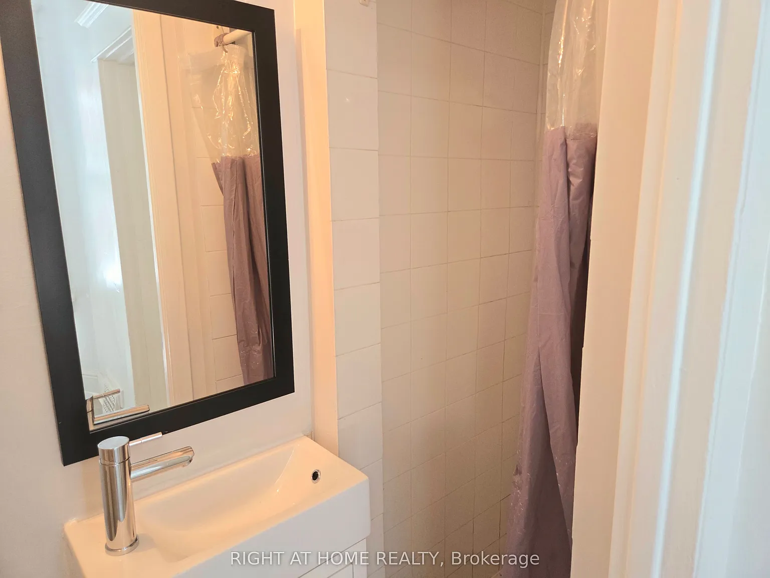 2 bed, $2,050 — Photo 2