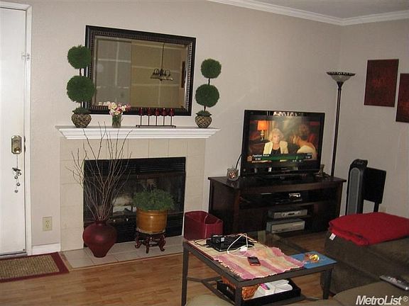 3rd image of 670 Lanfair Dr