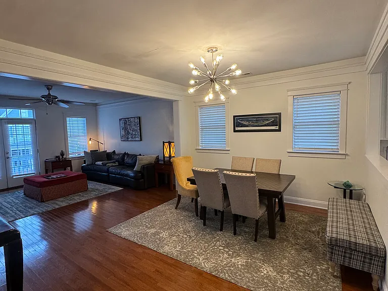 539 Dubois Ct — Photo 4