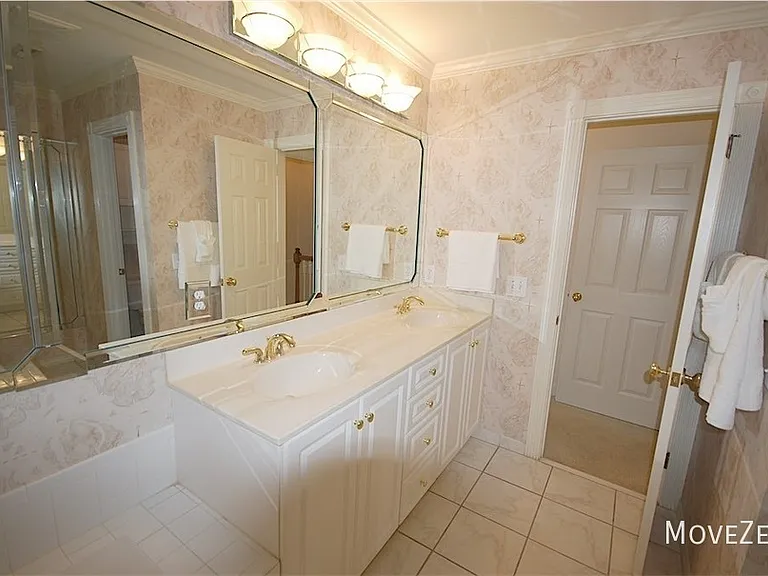 111 Spencer Farlow Dr — Photo 40
