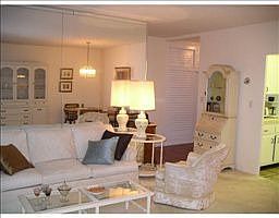 1st image of 3233 NE 34th St APT 404
