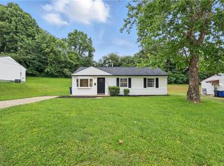 3928 Oak Ridge Dr, Winston Salem, NC 27105