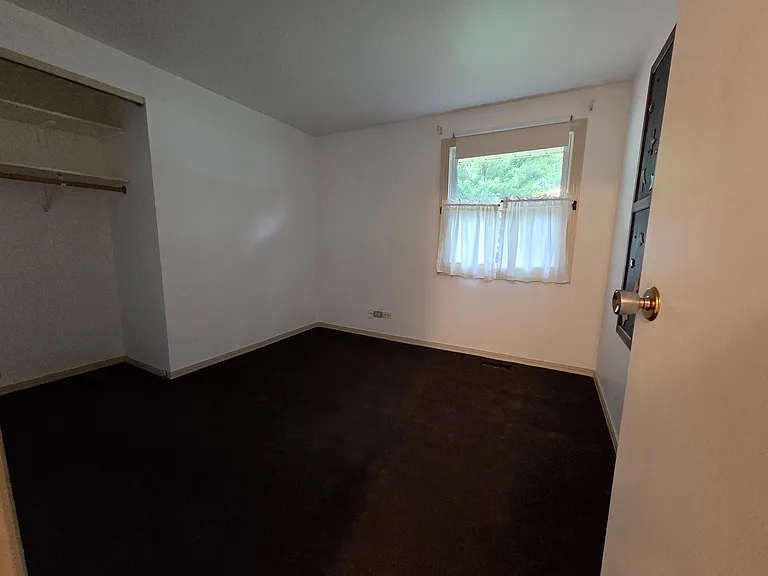 516 Bahama Ln — Photo 11