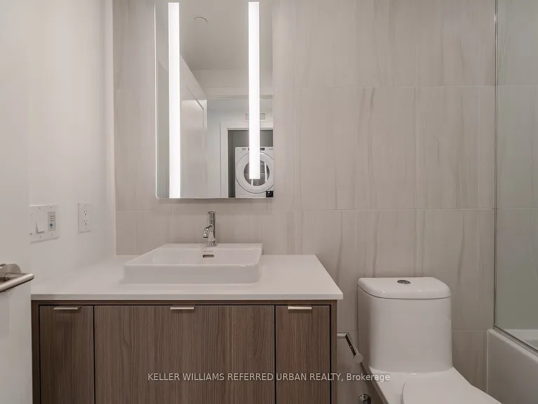 858 Dupont St #702 — Photo 26