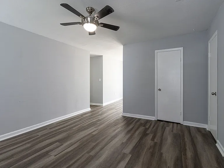 411 Sea Pointe Ct #101 — Photo 27