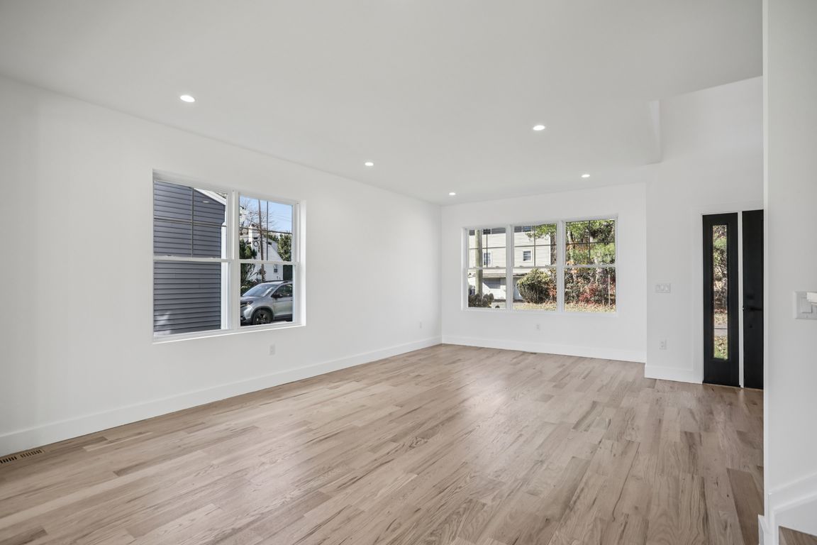 next background image