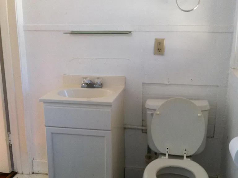 1215 W 30th St #2 — Photo 11