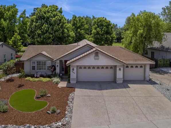 5440 Indianwood Dr, Redding, CA 96001