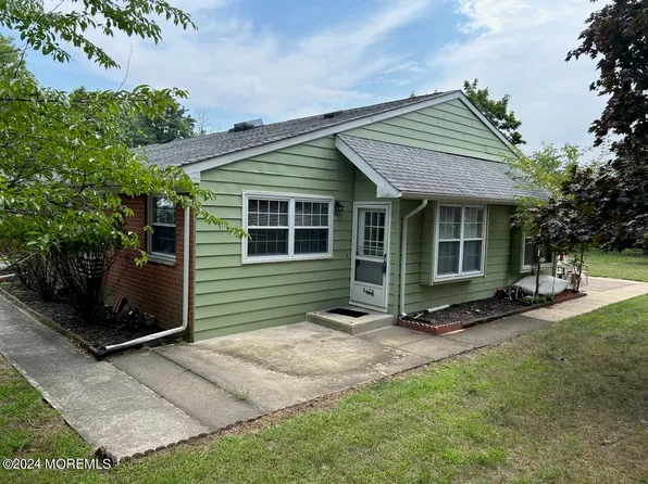 10 Valley Forge Drive #C, Whiting, NJ 08759