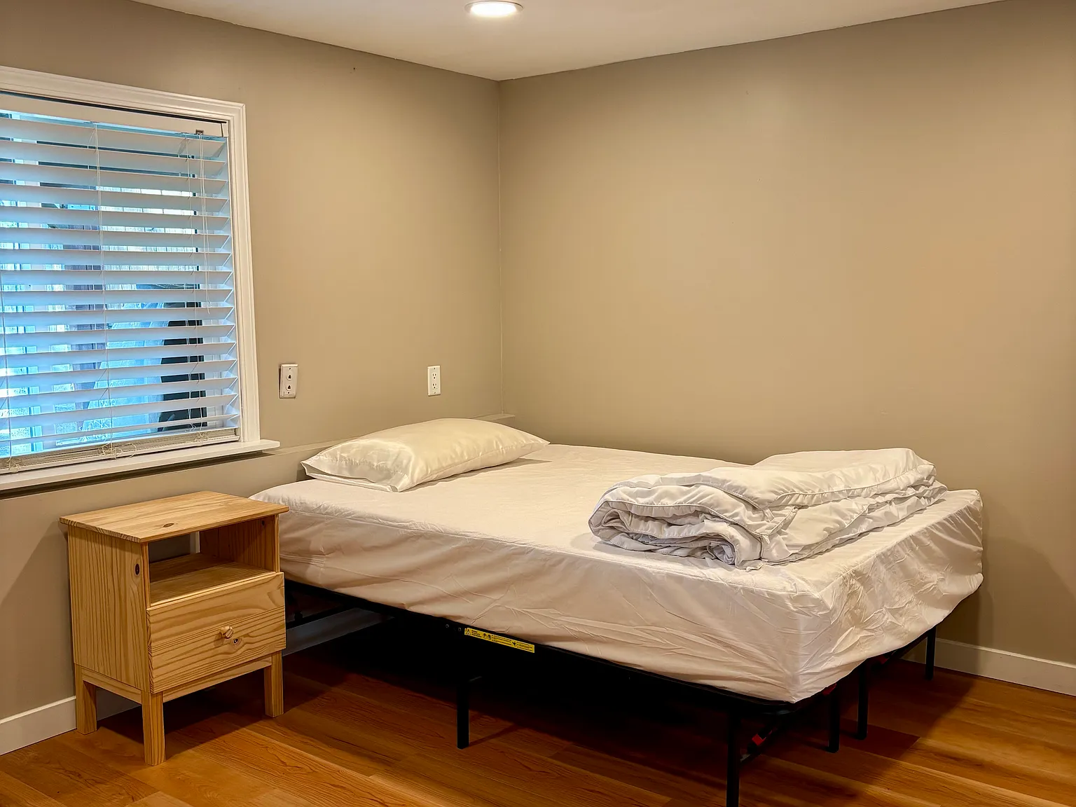 4 bed, 1850 sqft, $1,300 — Photo 3