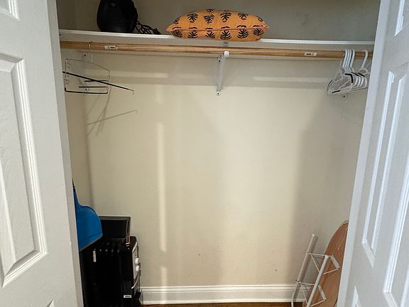 2nd image of 4022 N Ashland Ave #206