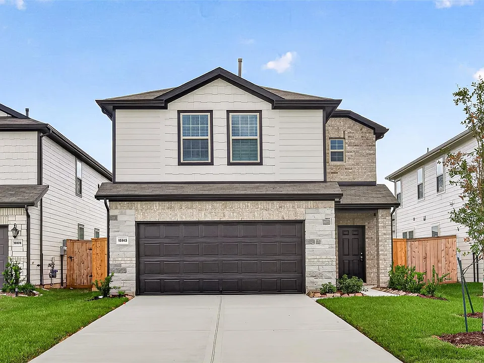 15913 Blass Valley Dr