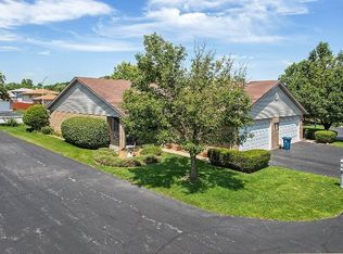 5018 W Circle Pl, Crestwood, IL 60445