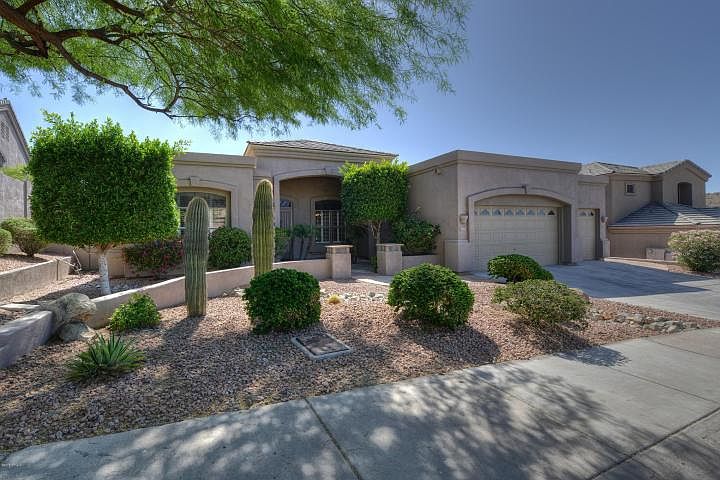 1st image of 219 W Desert Flower Ln