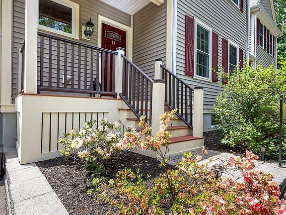 2nd image of 14 Endicott Pl #14
