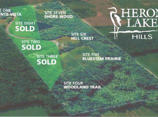 8422 Heron Lake Dr, New Carlisle, IN 46552