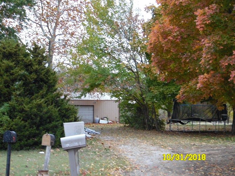 2nd image of 3238 S 291 Rd