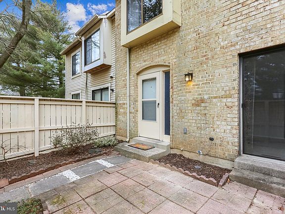 5th image of 9314 Jarrett Ct