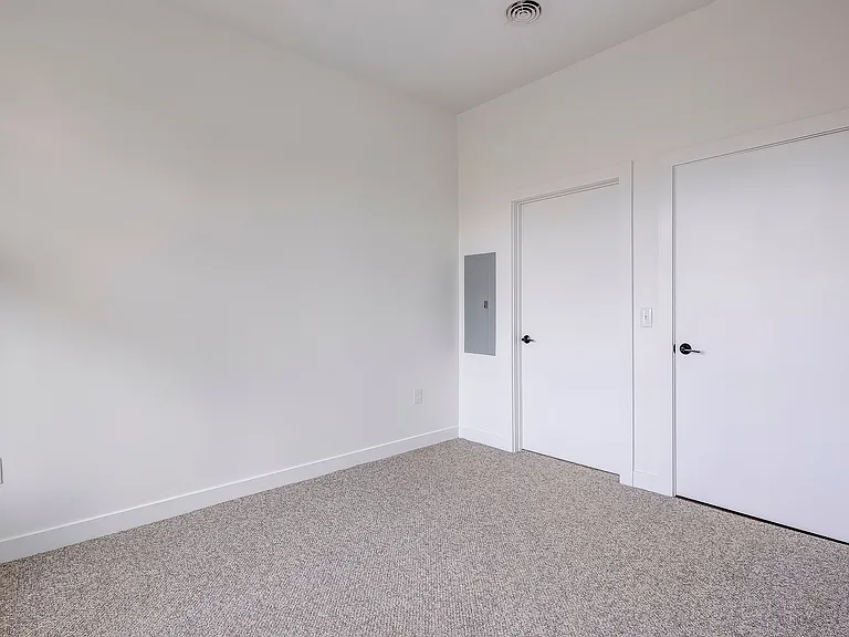 34 McDowell St — Photo 5