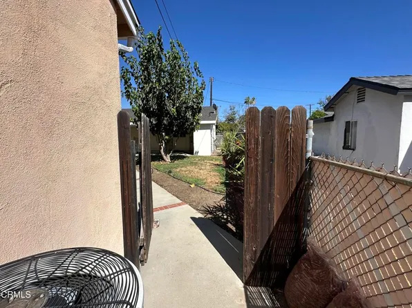 9710 Kester Ave, North Hills, CA 91343