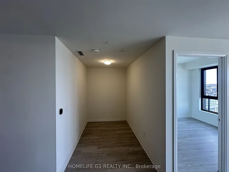 1415 Dundas St E #810 — Photo 8