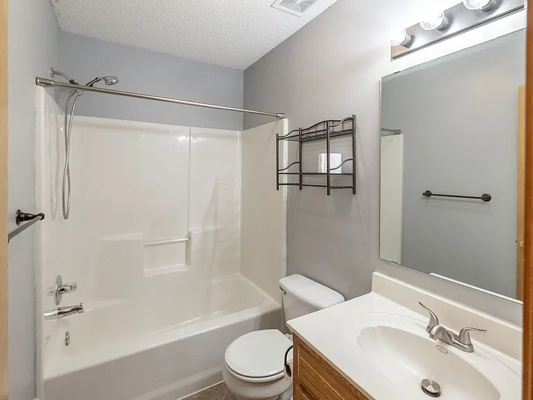 16131 S Matt Ct — Photo 25