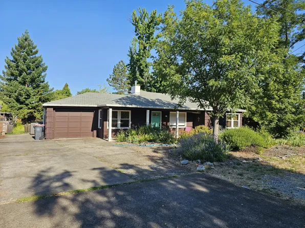 1325 Covina Ave, Medford, OR 97504