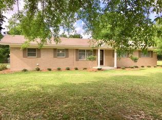 405 E Pine St, Atmore, AL 36502