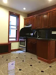 Rented by R New York