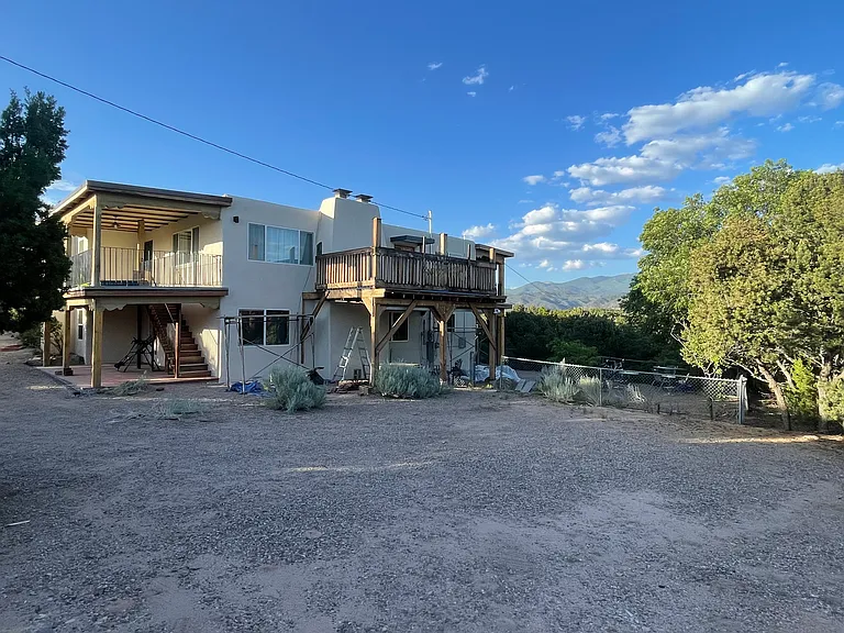 1105 Old Taos Hwy #M — Photo 5
